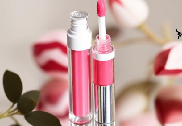 Find the Perfect Pink Lip Gloss for Your Makeup Look 2025